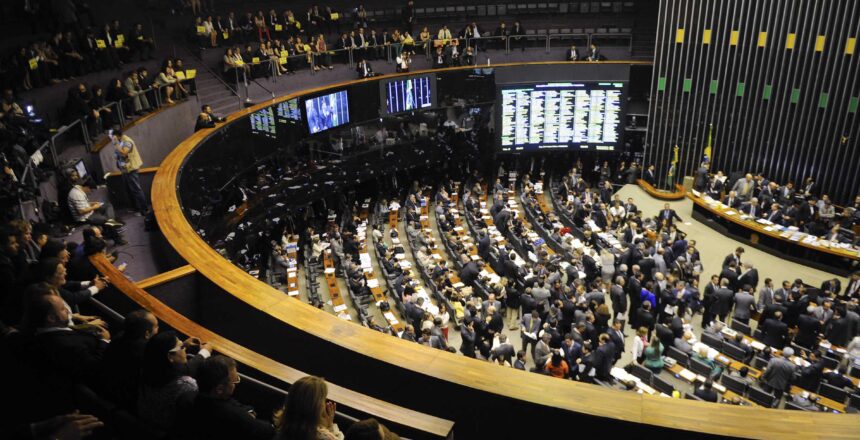 Plenário durante sessão conjunta do Congresso Nacional.